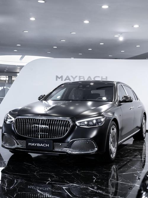 佛山63岚图汽车的售后服务让用户无忧出行，迈巴赫未来的豪华车趋势